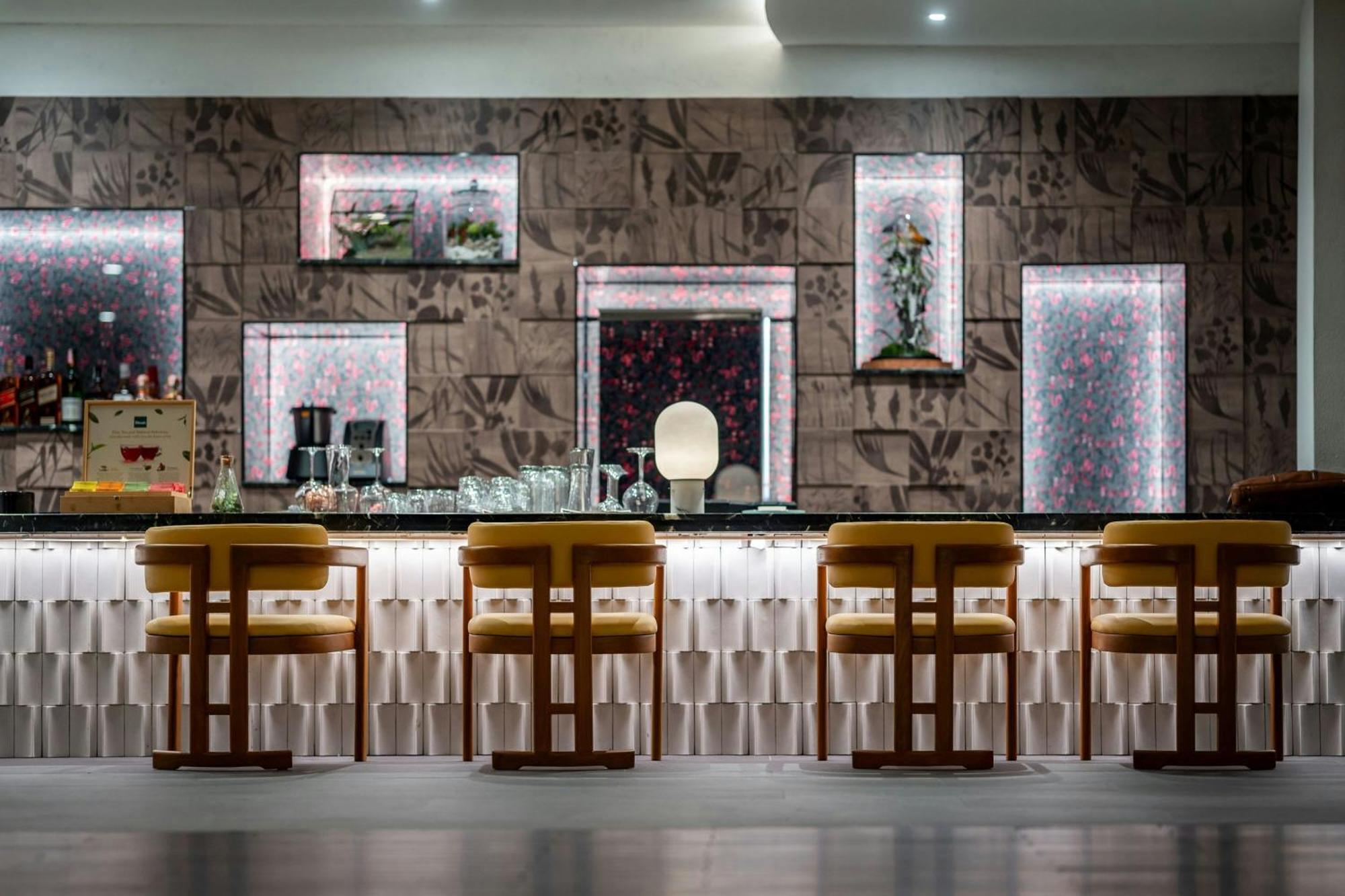 Veranda Resort Phuket, Autograph Collection Cape Panwa Exterior photo